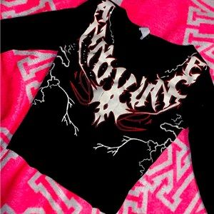 Long sleeve crop top